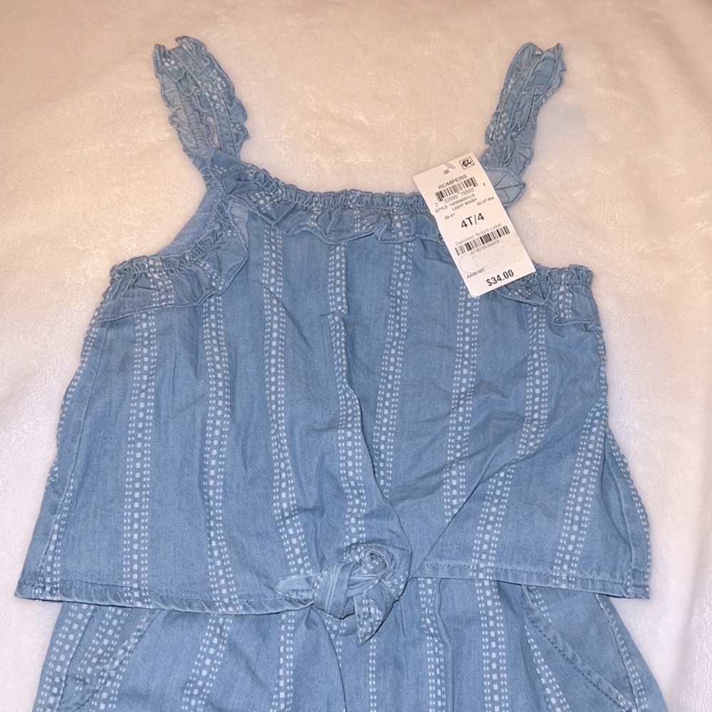 Girl’s denim romper - Picture 4 of 5